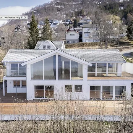 Lägenhet Tromsoluxe Estate Tromsø